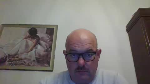 Snapshot of gernelecker chatting on 10/13/25, 08:20 gernelecker online show from 10/13/25, 08:20