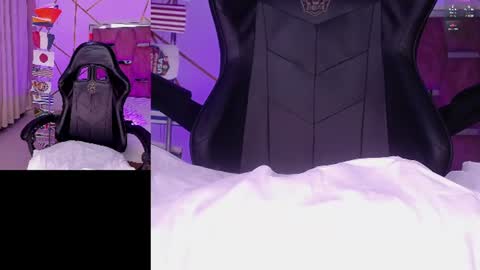 Snapshot of gerony_ chatting on 06/24/26, 04:44 Geronimo online show from 06/24/26, 04:44