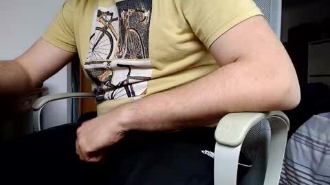 Snapshot of gerpolo87 chatting on 02/23/26, 10:23 Scorceze online show from 02/23/26, 10:23