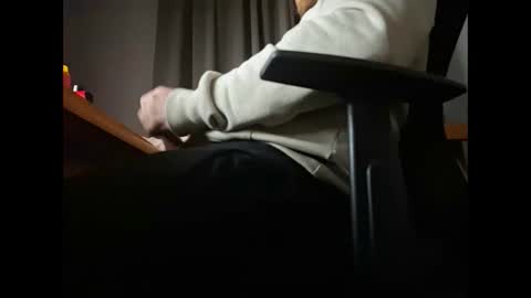 Snapshot of gertrard chatting on 02/22/25, 02:30 gertrard online show from 02/22/25, 02:30