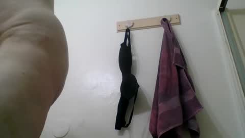gezuz42069 online show from 01/12/25, 11:17