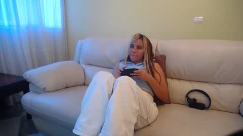 Snapshot of ggemas chatting on 12/29/24, 04:08 ggemas online show from 12/29/24, 04:08