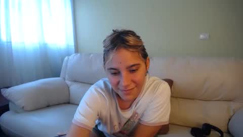 Snapshot of ggemas chatting on 01/03/25, 02:40 ggemas online show from 01/03/25, 02:40