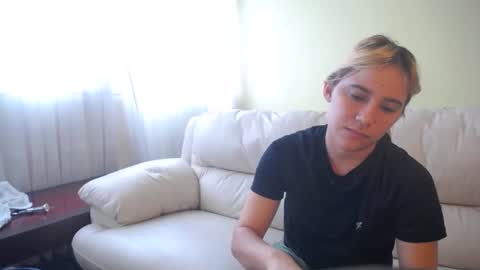 Snapshot of ggemas chatting on 01/10/25, 01:09 ggemas online show from 01/10/25, 01:09