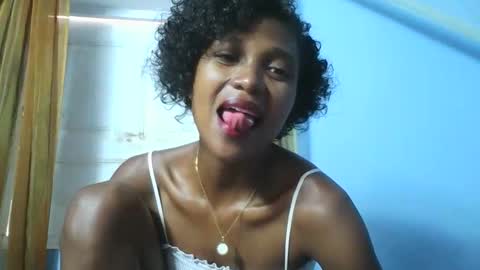 gggloria online show from 11/21/25, 06:45