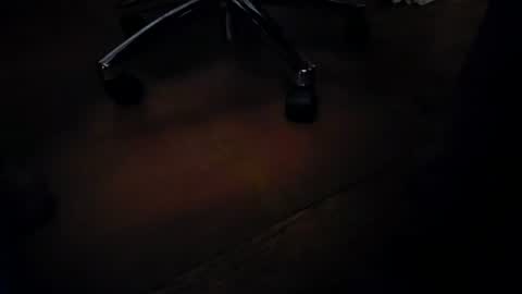 Snapshot of gggviking78 chatting on 10/24/25, 01:57 gggviking78 online show from 10/24/25, 01:57