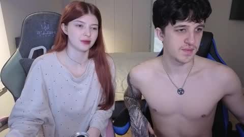 Ester and Ri online show from 10/16/25, 05:58