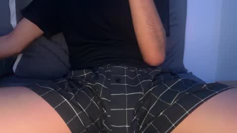 gh0st_boy_ online show from 10/14/25, 02:01