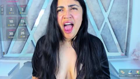 Danna Astrom online show from 02/05/25, 09:29