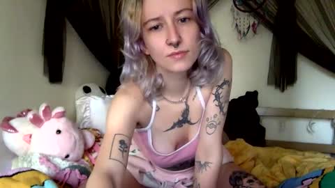 Snapshot of ghostbaby26 chatting on 01/29/25, 12:12 electra online show from 01/29/25, 12:12