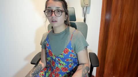 Snapshot of ghostcrimson chatting on 12/04/24, 02:31 andy online show from 12/04/24, 02:31