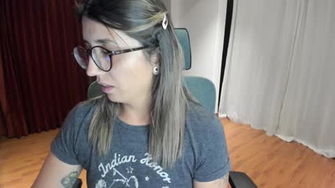 Snapshot of ghostcrimson chatting on 02/06/25, 02:11 andy online show from 02/06/25, 02:11