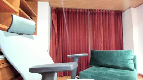 Snapshot of ghostcrimson chatting on 02/07/25, 05:10 andy online show from 02/07/25, 05:10