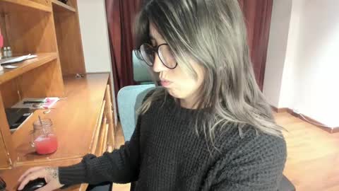 Snapshot of ghostcrimson chatting on 02/12/25, 02:03 andy online show from 02/12/25, 02:03