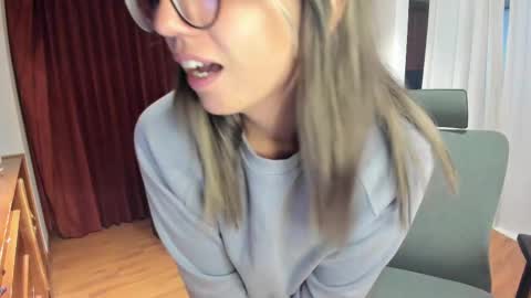 Snapshot of ghostcrimson chatting on 02/17/25, 01:58 andy online show from 02/17/25, 01:58