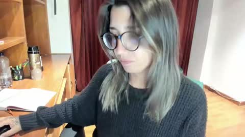 Snapshot of ghostcrimson chatting on 03/04/25, 02:06 andy online show from 03/04/25, 02:06