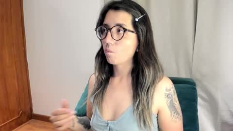 Snapshot of ghostcrimson chatting on 09/25/25, 02:26 andy online show from 09/25/25, 02:26