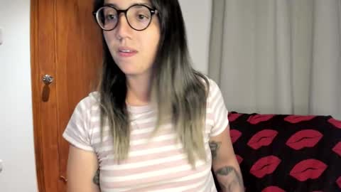 Snapshot of ghostcrimson chatting on 09/29/25, 03:22 andy online show from 09/29/25, 03:22