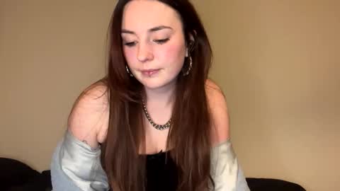 Snapshot of ghostpetal chatting on 03/23/26, 12:25 ghostpetal online show from 03/23/26, 12:25