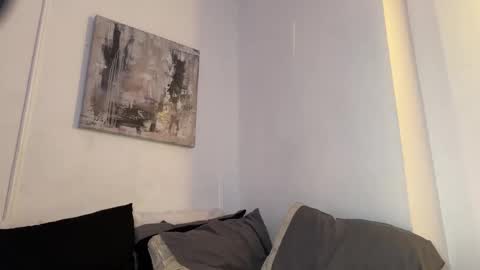 Snapshot of ghosttt96 chatting on 03/01/25, 01:32 ghosttt96 online show from 03/01/25, 01:32