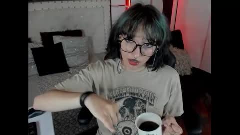 Allison  online show from 02/01/25, 04:11