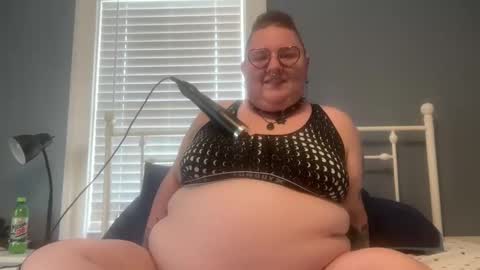 Snapshot of ghoulypopgirl chatting on 09/29/25, 06:46 ghoulypopgirl online show from 09/29/25, 06:46