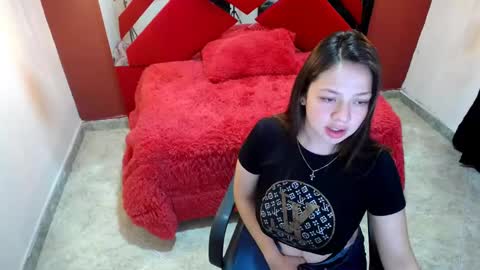 Snapshot of gia_atm chatting on 02/10/25, 06:03 Gia atm online show from 02/10/25, 06:03