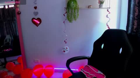 giaaaa   online show from 02/15/25, 02:11