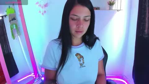 giaaaa   online show from 01/08/26, 04:09