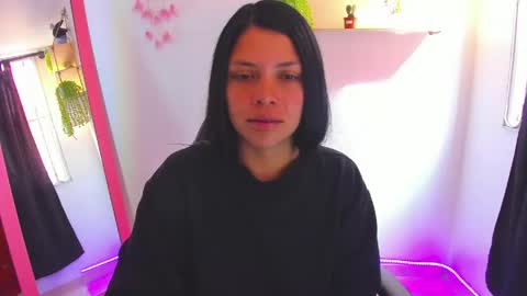 giaaaa   online show from 05/08/26, 01:38