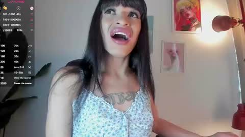 Gia  Please help me with your thumbs up its important   online show from 07/22/26, 12:08
