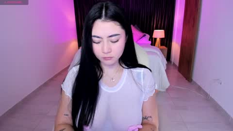 Snapshot of gia_lowry chatting on 01/12/25, 11:07 Gia lowry online show from 01/12/25, 11:07