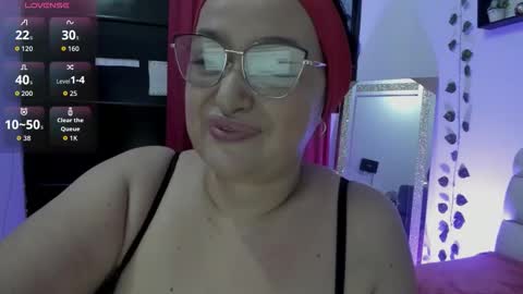 nahomi online show from 10/03/25, 10:29