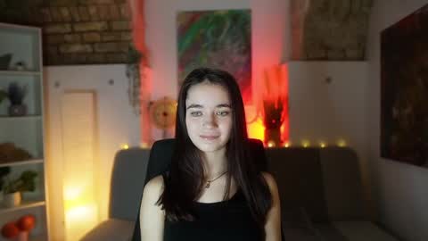 Snapshot of gia_paige18 chatting on 02/24/25, 10:59 Gia Paige18 online show from 02/24/25, 10:59
