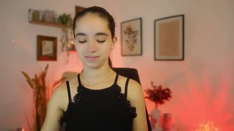 Snapshot of gia_paige18 chatting on 09/18/25, 01:24 Gia Paige18 online show from 09/18/25, 01:24