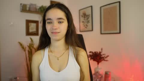 Snapshot of gia_paige18 chatting on 10/05/25, 08:12 Gia Paige18 online show from 10/05/25, 08:12