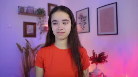 Snapshot of gia_paige18 chatting on 10/17/25, 08:28 Gia Paige18 online show from 10/17/25, 08:28
