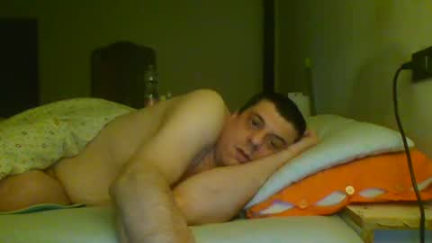 Snapshot of giaco1982 chatting on 02/09/25, 09:05 samuel online show from 02/09/25, 09:05