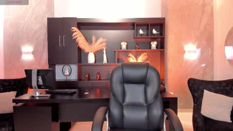 Gia Ferrera online show from 01/13/26, 07:41