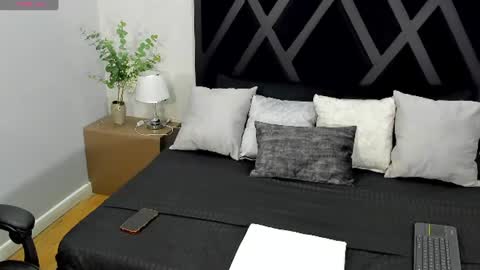 GIAN online show from 07/15/26, 11:15