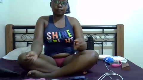 Snapshot of giannah01 chatting on 11/03/25, 01:19 Giannah online show from 11/03/25, 01:19