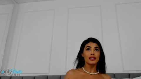Snapshot of giannanoir chatting on 01/09/25, 01:39 giannanoir online show from 01/09/25, 01:39