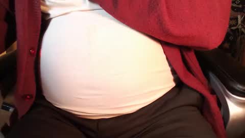 Gianni9000000 online show from 04/15/26, 10:22