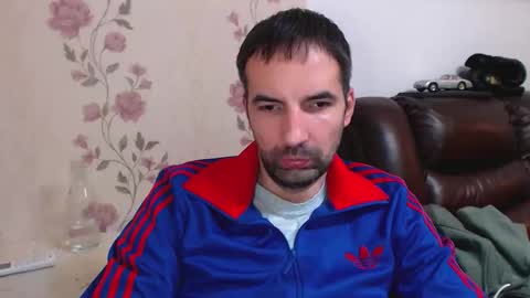 Gianni online show from 11/15/25, 06:37