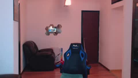 Gianni online show from 12/20/25, 12:23