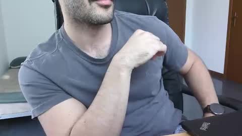 gianniamalfi online show from 05/23/26, 04:11