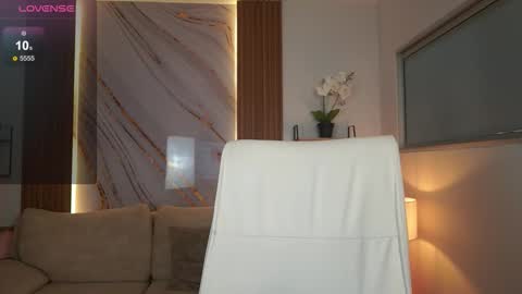 Snapshot of gianovak chatting on 12/20/25, 07:10 gianovak online show from 12/20/25, 07:10