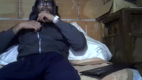 Corrado online show from 12/23/25, 07:50