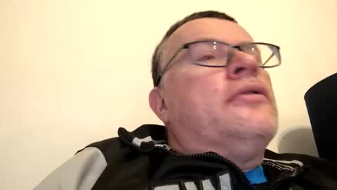 giddyup2222222 online show from 01/12/26, 09:36