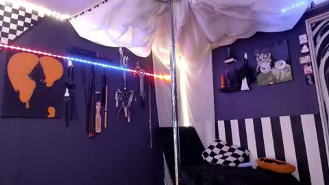 Snapshot of gigglemethis22 chatting on 11/09/25, 06:06 Giggles online show from 11/09/25, 06:06